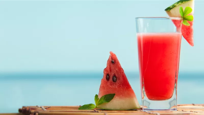 عصير البطيخ.. اكتشف معنا فوائده ومميزاته وطريقة تحضيره