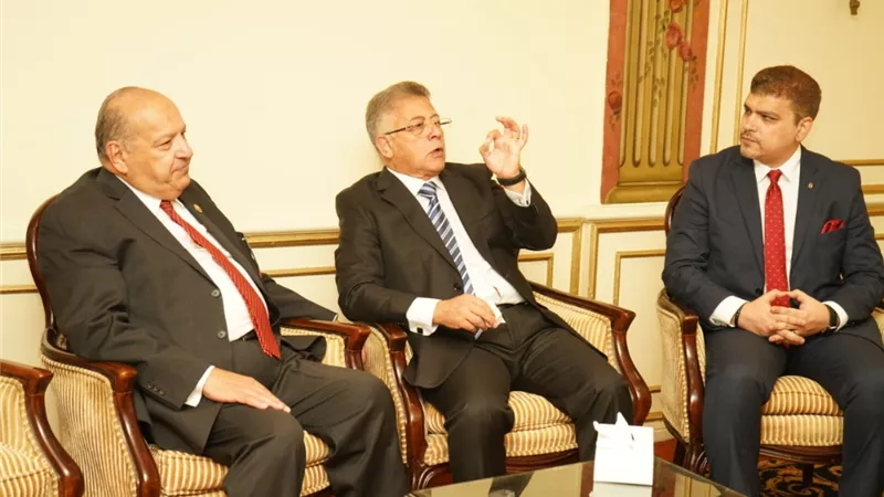 الاعتماد والرقابة الصحية تناقش ضوابط ومعايير تنظيم الخدمات العلاجية عن بعد