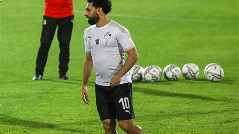 محمد صلاح يظهر فى تدريبات المنتخب استعدادا لمواجهة غينيا.. شاهد