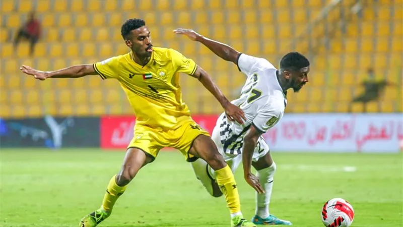الوصل الإماراتى يكشف الستار عن أولى صفقاته الجديدة.. شاهد