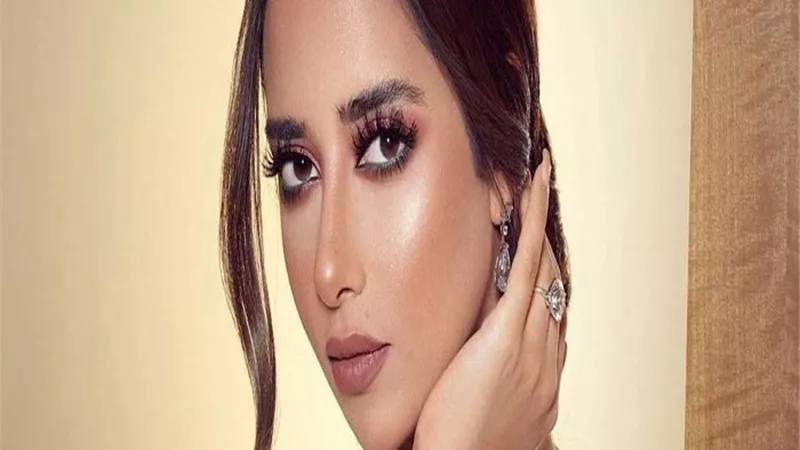 بلقيس تحصد جائزتي أفضل أغنية وكليب بـ