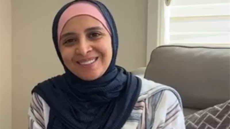 حنان ترك فى بث مباشر: أنا جاهلة سياسيًا ومقدرش أفتي فى الدين والناس كانت بتتكلم باسمي.. فيديو