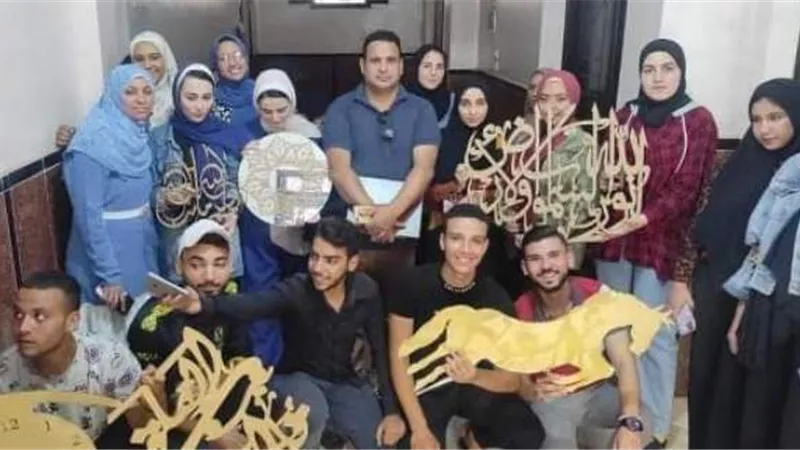 ورشة عمل حرفية عن فن الأركت بمركز شباب شيبه بالزقازيق..صور