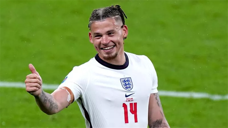 بعد اعجاب جوارديولا باللاعب .. مانشستر سيتى يسعى للتعاقد مع نجم ليدز