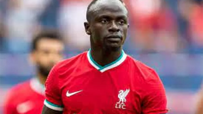 ليفربول ينفى أنباء رحيل مانى للبايرن مقابل 30 مليون يورو