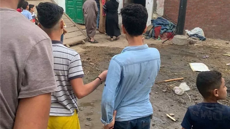 مصرع شاب بطعنات مطواه علي يد اخر للخلافات بينهما بسبب سيدة في الدقهلية