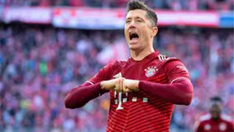 سكاى سبورتس: الاتفاق تم بين برشلونة وليفاندوفسكى