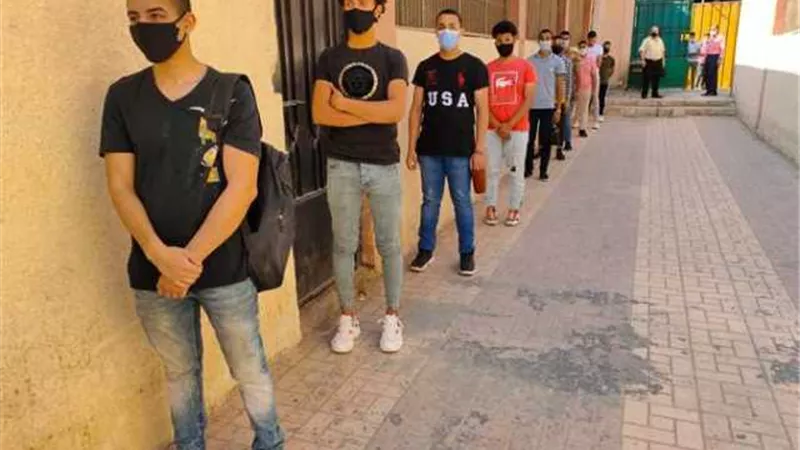 التعليم تعلن تفاصيل ضبط 10 حالات غش وحيازة محمول فى امتحانات الدبلومات الفنية
