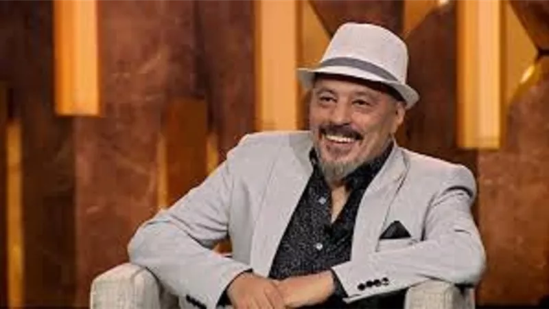 عمرو عبد الجليل يتعاقد على 