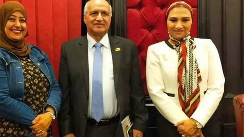 حزب مستقبل وطن يجري مراسم القرعة النهائية لمسابقة أوائل الطلبة