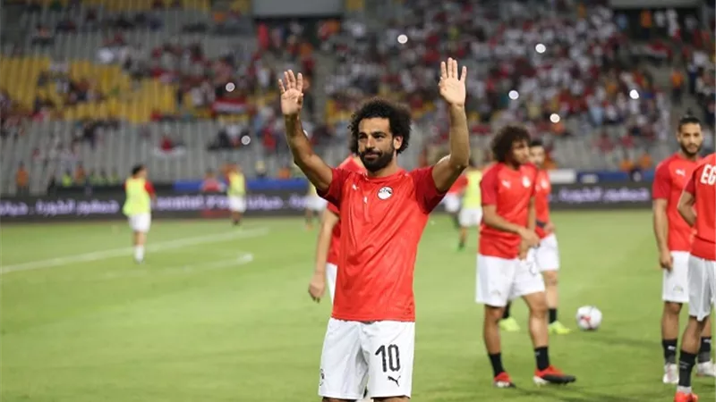 بالاقام.. صلاح يتفوق على منتخب غينيا بالكامل فى القيمة التسويقية