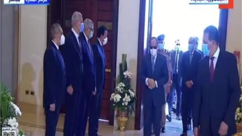 الموقع الرئاسي ينشر فيديو مشاركة الرئيس السيسي في فعاليات المعرض والمؤتمر الطبي الإفريقي الأول