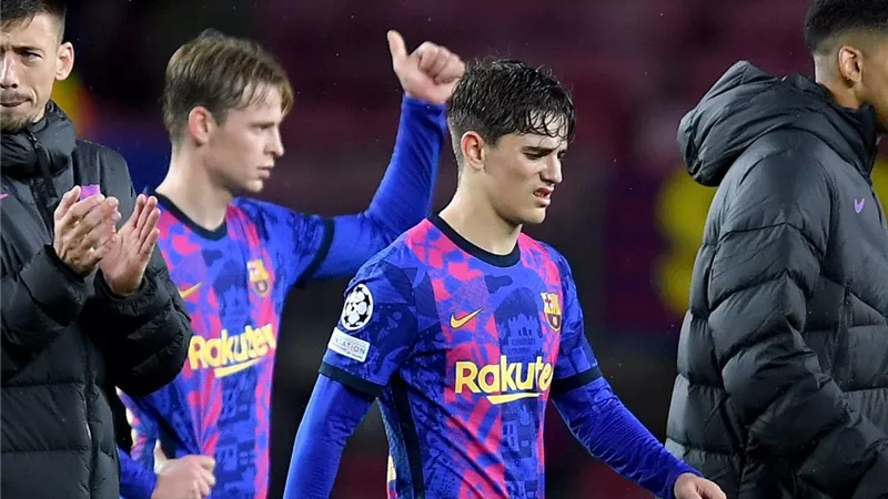 برشلونة يقطع الطريق أمام ليفربول في ضم نجم الفريق