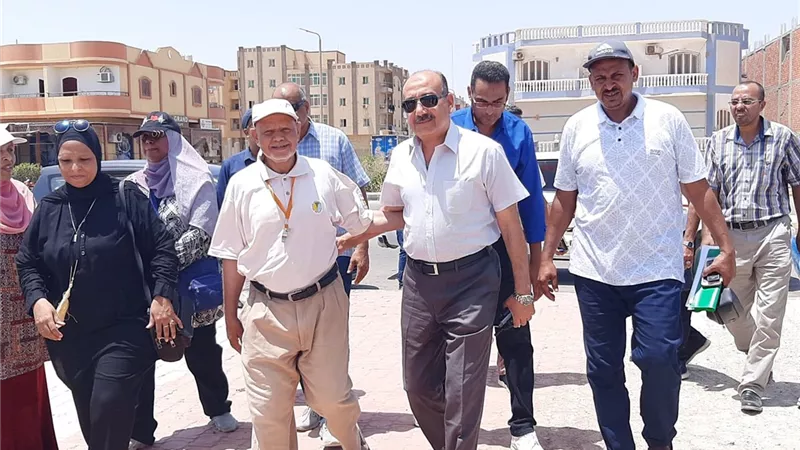 جهاز شؤون البيئة بالبحر الأحمر ينظم يوم بيئى بالقصير