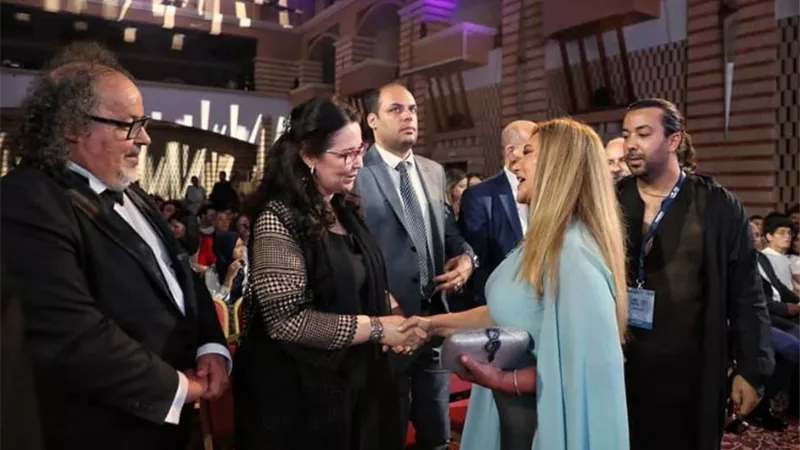 ليلى علوي نجمة افتتاح الدورة الأولى لمهرجان ياسمين الحمامات بتونس