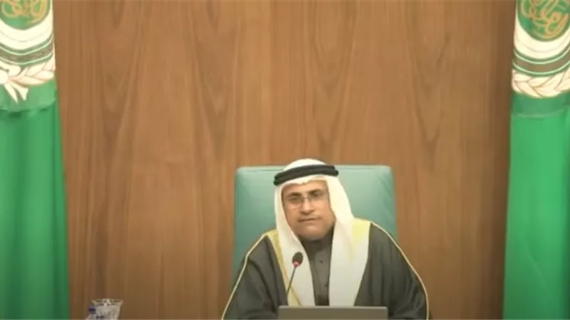 البرلمان العربي يدين التصريحات المسيئة للرسول.. ويؤكد: تتناقض مع مبدأ الحوار بين الأديان