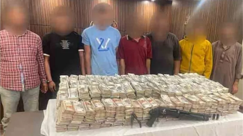 ضبط 7 متهمين بالسطو المسلح على أتوبيس شركة وسرقة 5.5 مليون جنيه بطوخ
