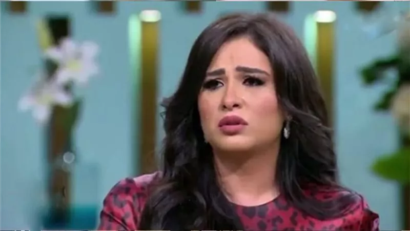 لميس الحديدي تكشف تفاصيل تطورات الحالة الصحية لـ ياسمين عبد العزيز