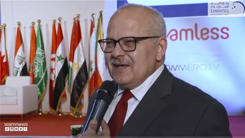 الخشت يوجه عميد معهد الأورام بوضع أولوية قصوى لملف خدمة المرضى