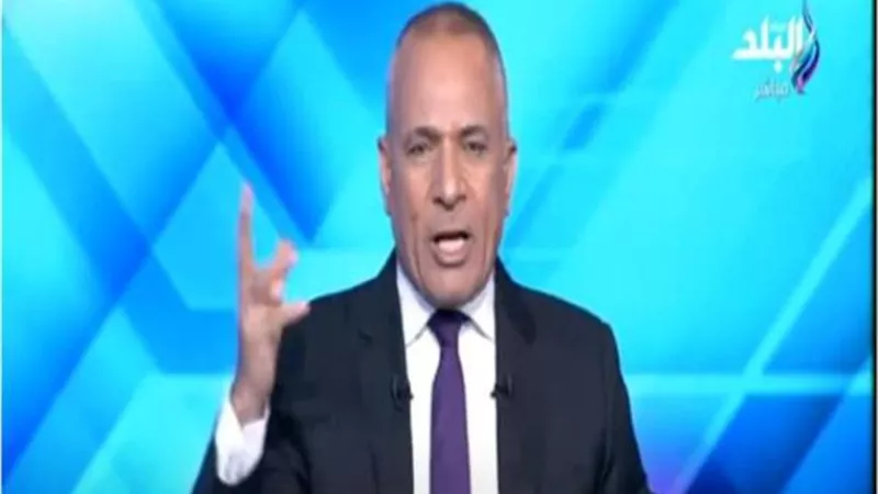 أحمد موسى: زراعة 800 ألف فدان قمح في الدلتا الجديدة.. والرئيس بيسابق الزمن.. فيديو