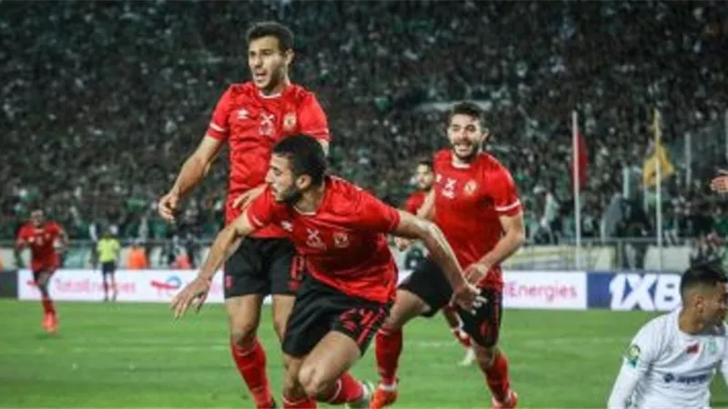 عدلى القيعي: دفاع الأهلي ليس مدربًا على الخطر