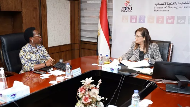 وزيرة التخطيط تبحث تعزيز سبل التعاون مع نائب رئيس مفوضية الاتحاد الإفريقي
