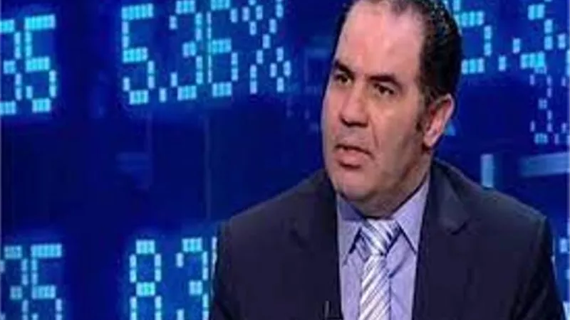 خبير مال: طرح الشركات في البورصة يزيد الوظائف والاستثمار بها مكسب وخسارة.. فيديو