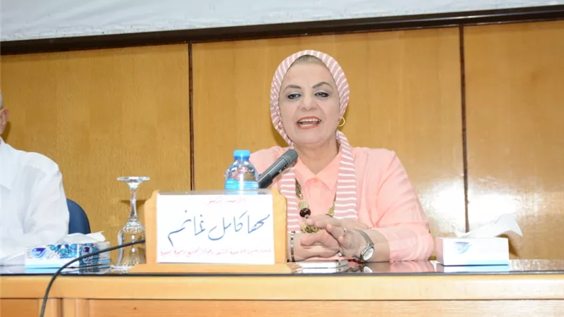 نائب رئيس جامعة أسيوط في زيارة موسعة لعدد من المشروعات القومية الهامة بالمحافظة