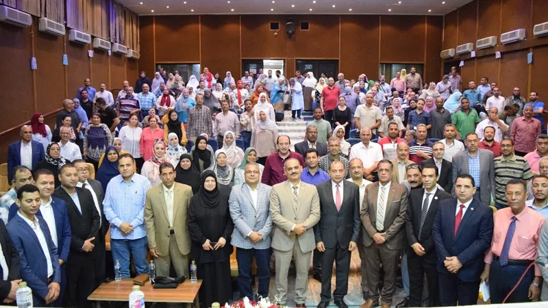 رئيس جامعة بني سويف يشيد بتعزيز التحول الرقمي وتحقيق الشمول المالي