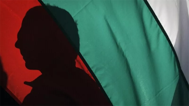 مقتل 3 أشخاص في بلغاريا جراء اصطدام قطار ركاب بشاحنة