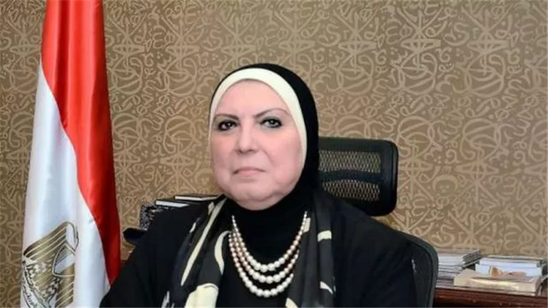 وزارة التجارة تمد حظر تصدير الفول والمكرونة والدقيق والذرة لمدة 3 أشهر