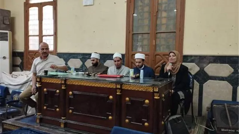 ندوات توعية حجاج الجمعيات الأهلية ببنى سويف