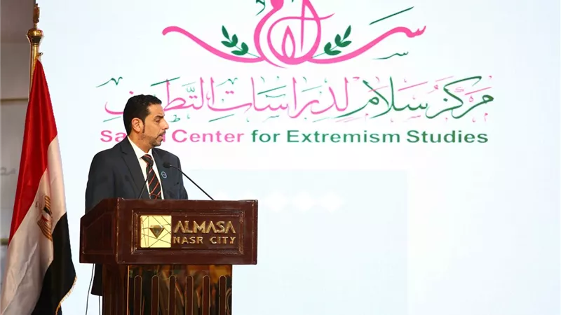محمد العلي يشيد بمركز