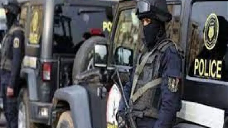 مريض نفسي .. الداخلية تكشف تفاصيل تعدي شخص على أخر بقطعة حديدية بالدقهلية