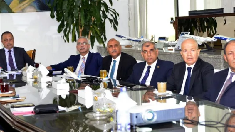 مصر للطيران تنظم ندوة توعية استعدادا لقمة المناخ 