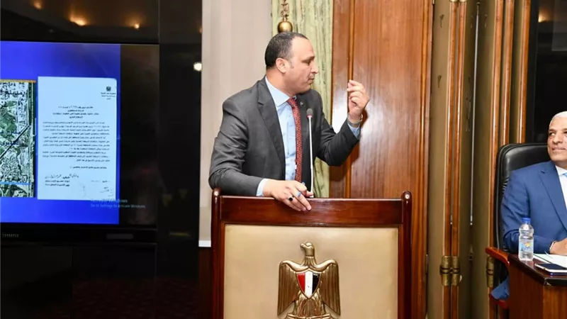 4 طلبات إحاطة من النائب محمد طلبة لوقف نزيف الدم على طرق القنطرة غرب..صور