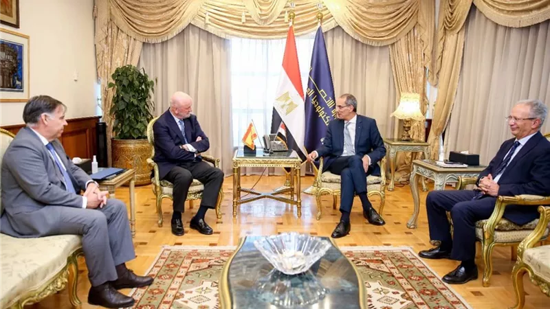 تجديد التعاون بين ايتيدا ومركز تطوير الصناعات التكنولوجية الإسباني