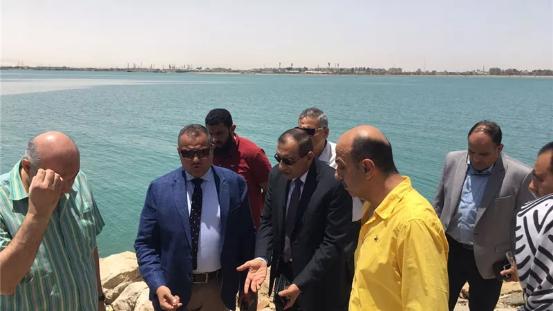 رئيس مواني البحر الاحمر ومستشار وزير النقل للمشروعات يتفقدان ميناء بورتوفيق وترسانة السويس البحرية