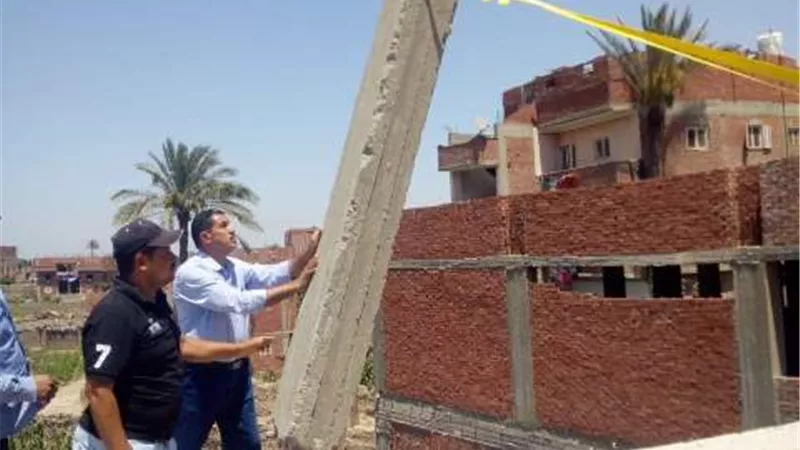 استمرار حملات رصد وإزالة تعديات البناء المخالف وإزالتها فى المهد بالشرقية
