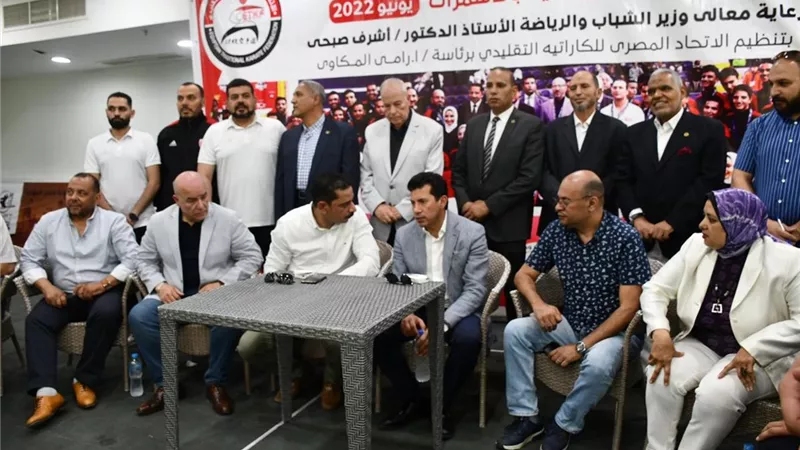 وزير الرياضة يشهد مران المنتخب الوطنى للكاراتيه التقليدى بالمدينة الشبابية بالأسمرات