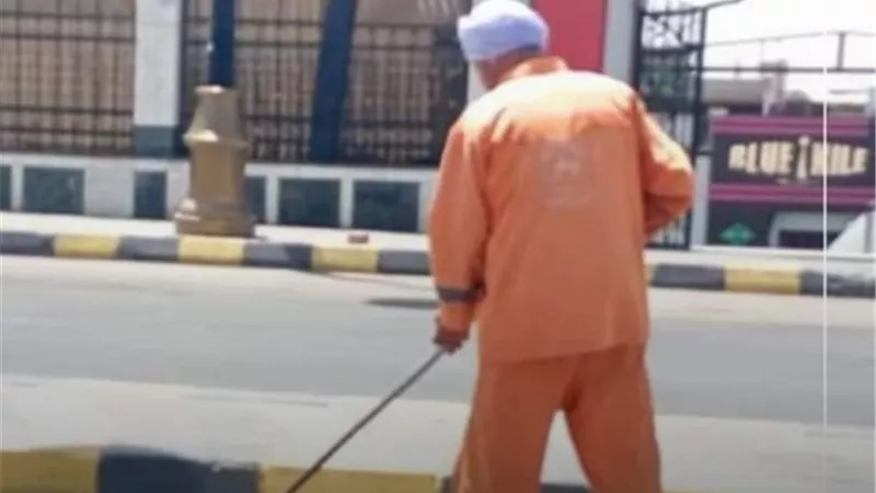 منع عمال النظافة من العمل فى شوارع بنى سويف خلال الحر الشديد