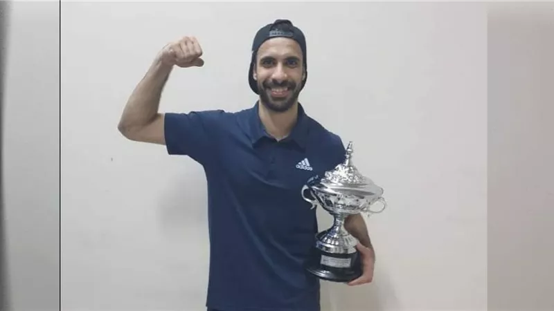 الزمالك يجدد تعاقده مع نجم الطائرة