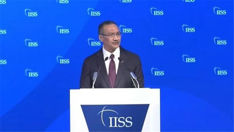 وزير الدفاع الماليزي: الصراع بين أوكرانيا وروسيا زاد من انعدام الأمن الغذائي