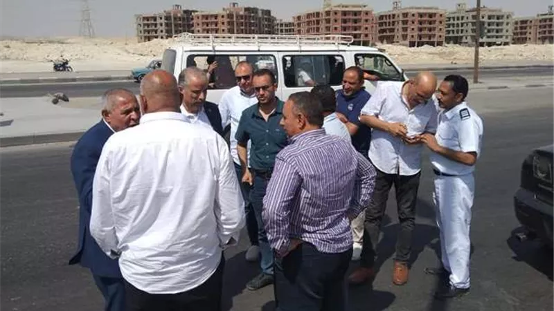 خلف الله: يكشف عن إضاءة أهم طريق مؤدى إلى 