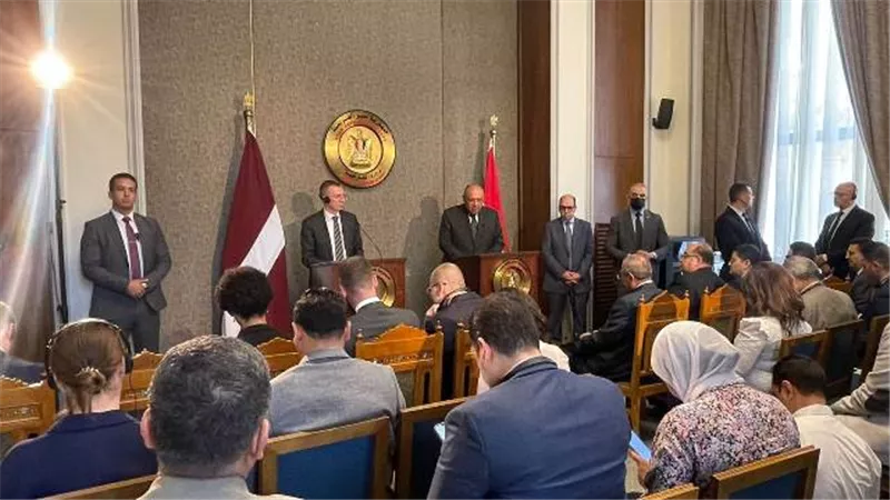 وزير خارجية لاتفيا: نتطلع إلى المشاركة في مؤتمر المناخ المقبل
