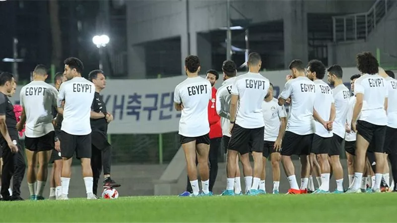 بعد تصريحات علام.. كيف يتعامل إيهاب جلال مع منتخب مصر؟