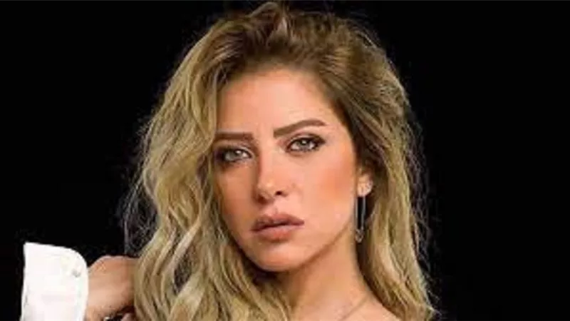 ريم مصطفى فى ايطاليا وملك زاهر تعلق