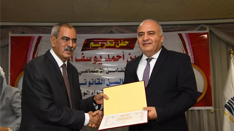 محافظ قنا يشهد حفل تكريم وكيل وزارة التضامن الاجتماعى لبلوغة سن التقاعد