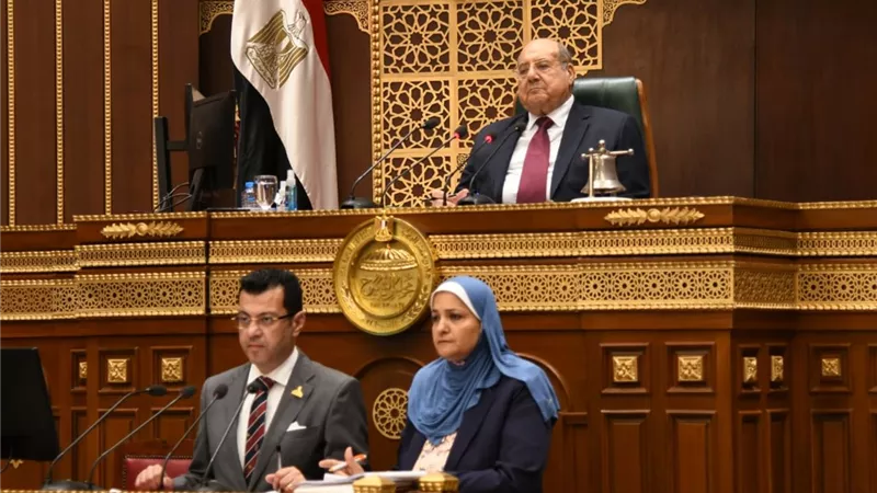 رئيس الشيوخ يحيل 9 تقارير عن اقتراحات برغبة إلى الحكومة