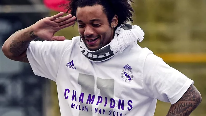 ريال مدريد مودعا مارسيلو: 